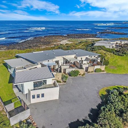 Hearns Beachside Villa 2 Port Fairy Exterior photo