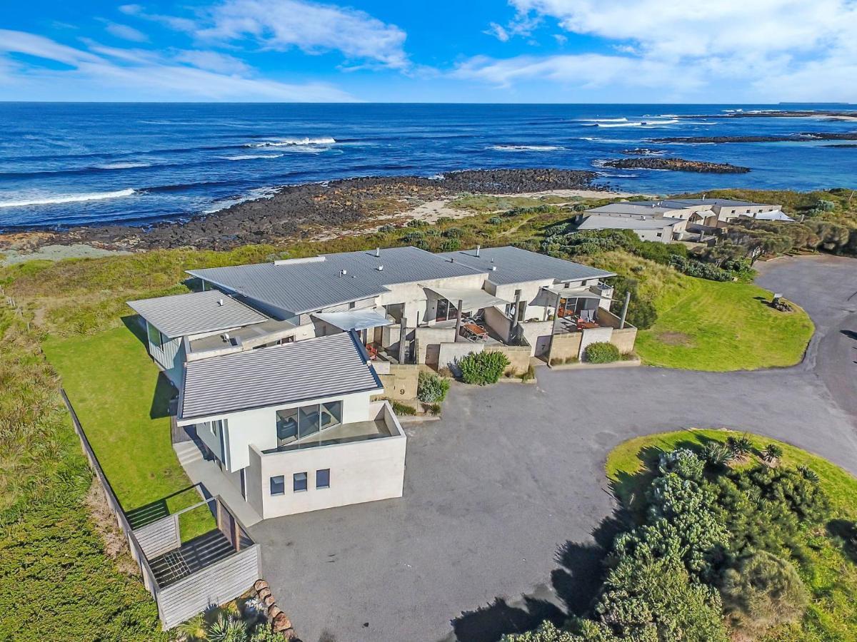 Hearns Beachside Villa 2 Port Fairy Exterior photo