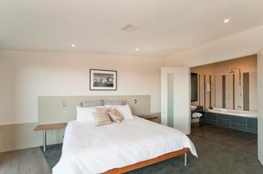 Hearns Beachside Villa 2 Port Fairy Exterior photo