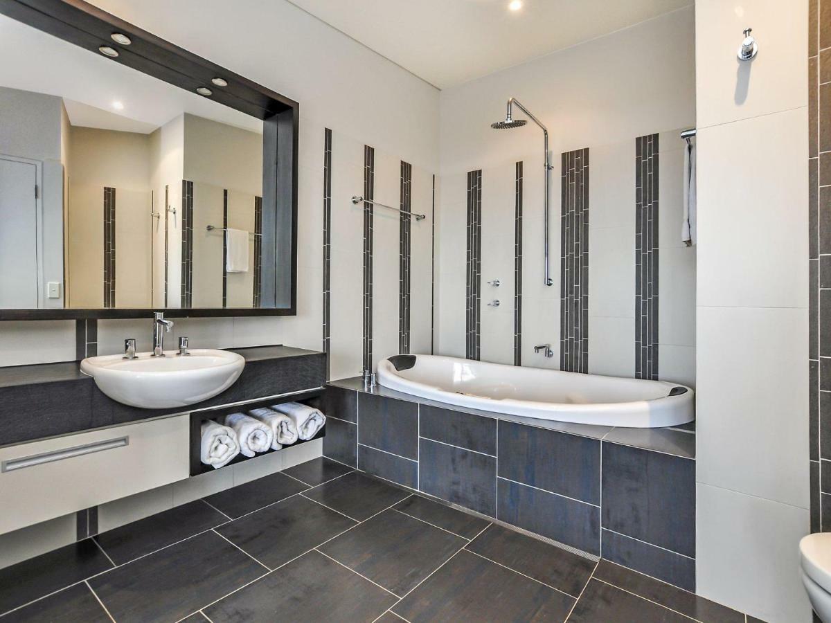 Hearns Beachside Villa 2 Port Fairy Exterior photo